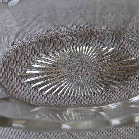 Vintage Scalloped Sides Serving Dish - Picture 7 of 7